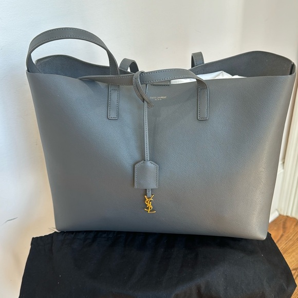 Saint Laurent Handbags - Saint Laurent Paris (YSL). A gorgeous Neverful   tote.  Pouch included. Dust bag